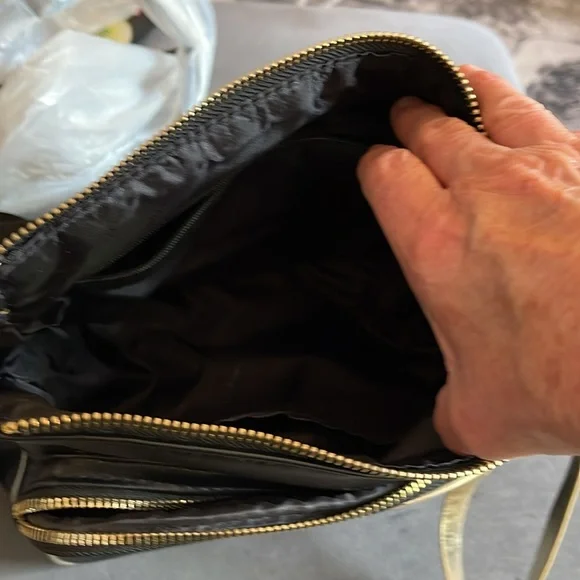 Versace Black and Gold Crossbody Bag - Picture 3 of 5